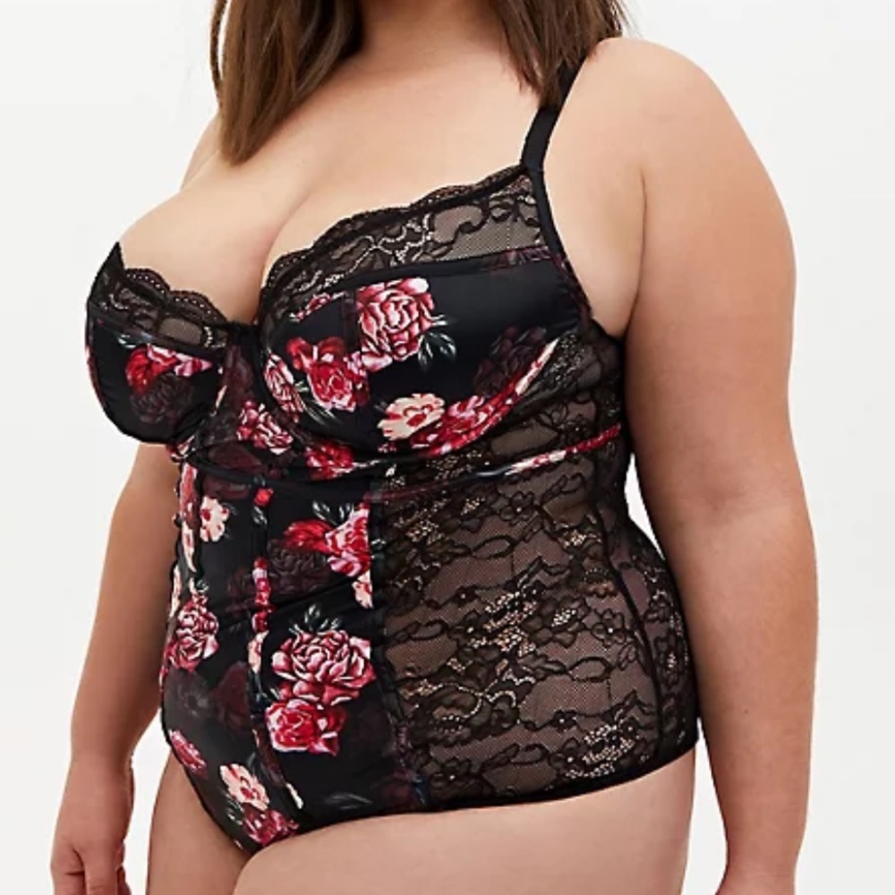 NWT Torrid Black Floral Satin & Lace Bodysuit 0X